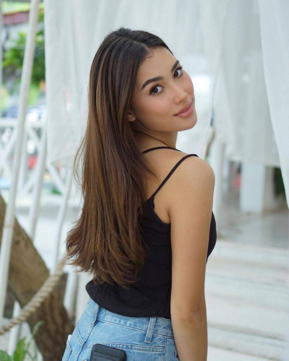 instagram.com/frederikacull