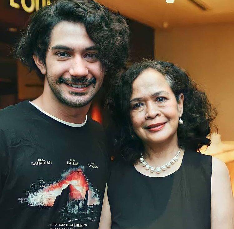 Instagram.com/pratiwimatulesy/