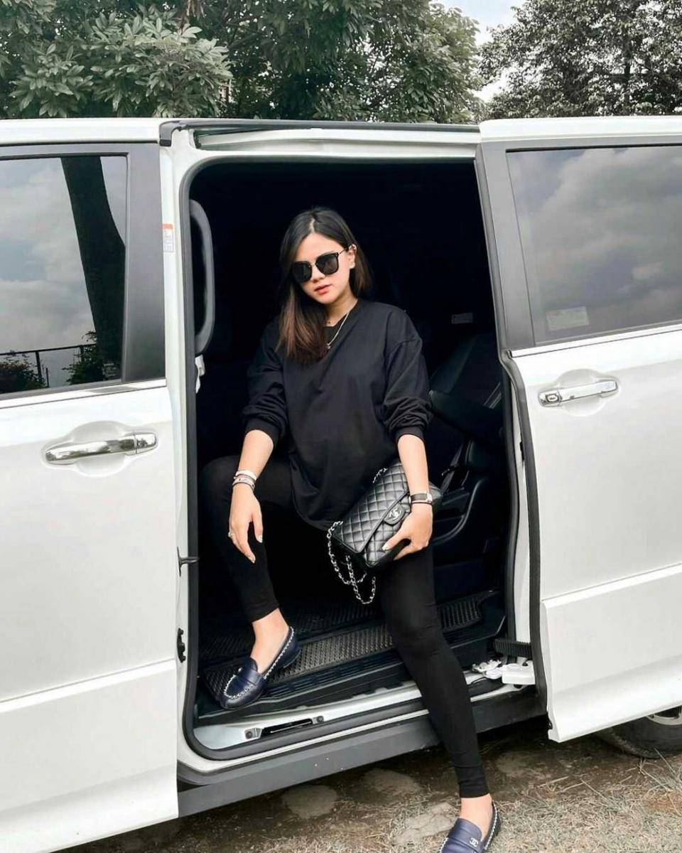 Instagram.com/audimarissa