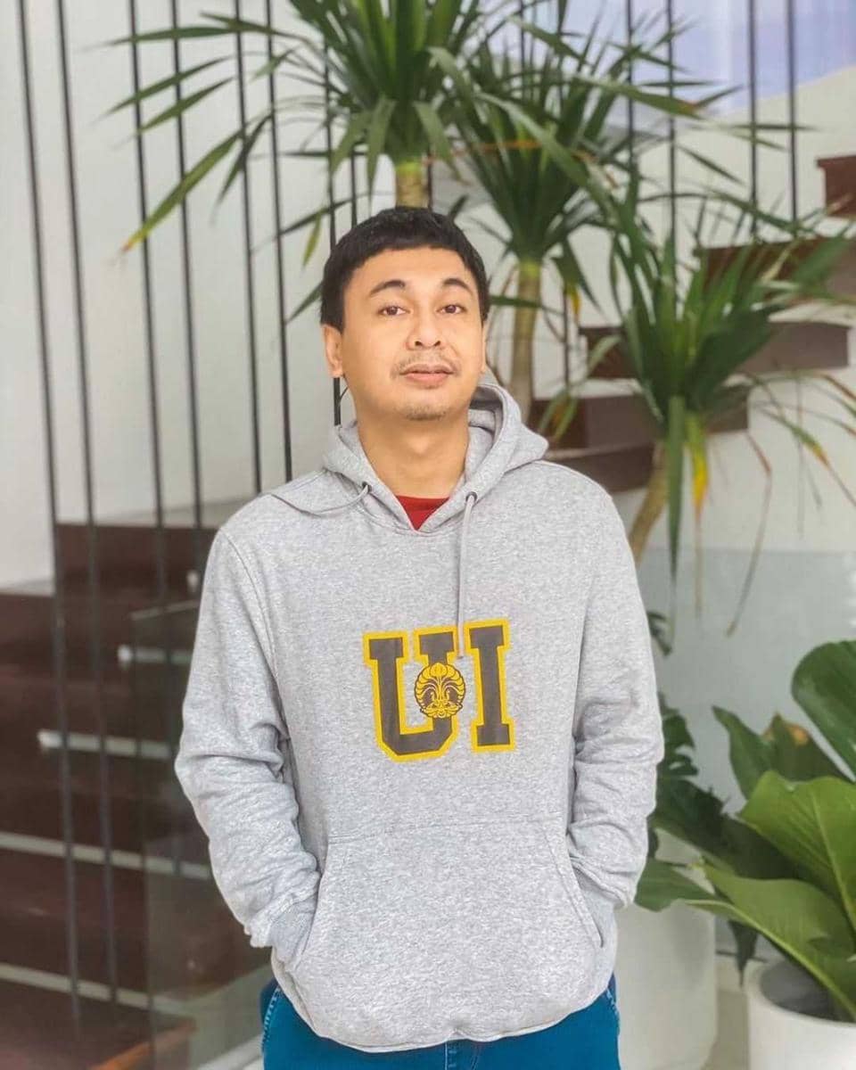 instagram.com/raditya_dika