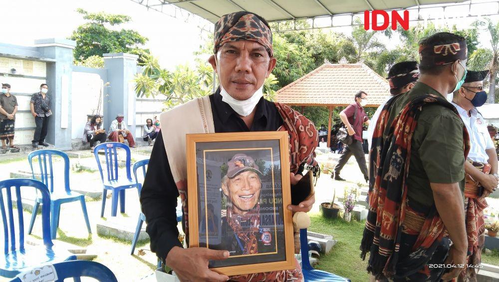 Sebelum Meninggal, Penyair Umbu Sempat Berjanji Pulang ke Tambolaka