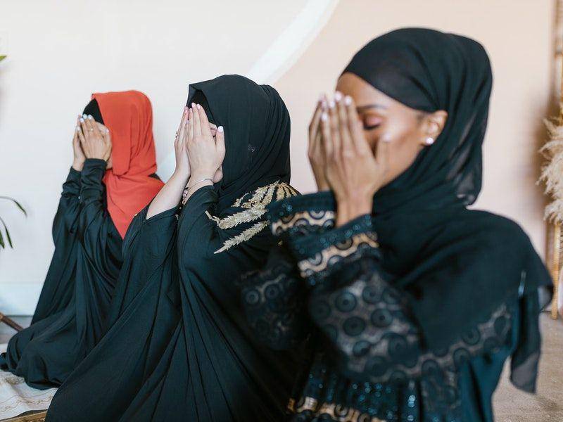 Ilustrasi perempuan muslimah (pexels.com/RODNAE Productions)