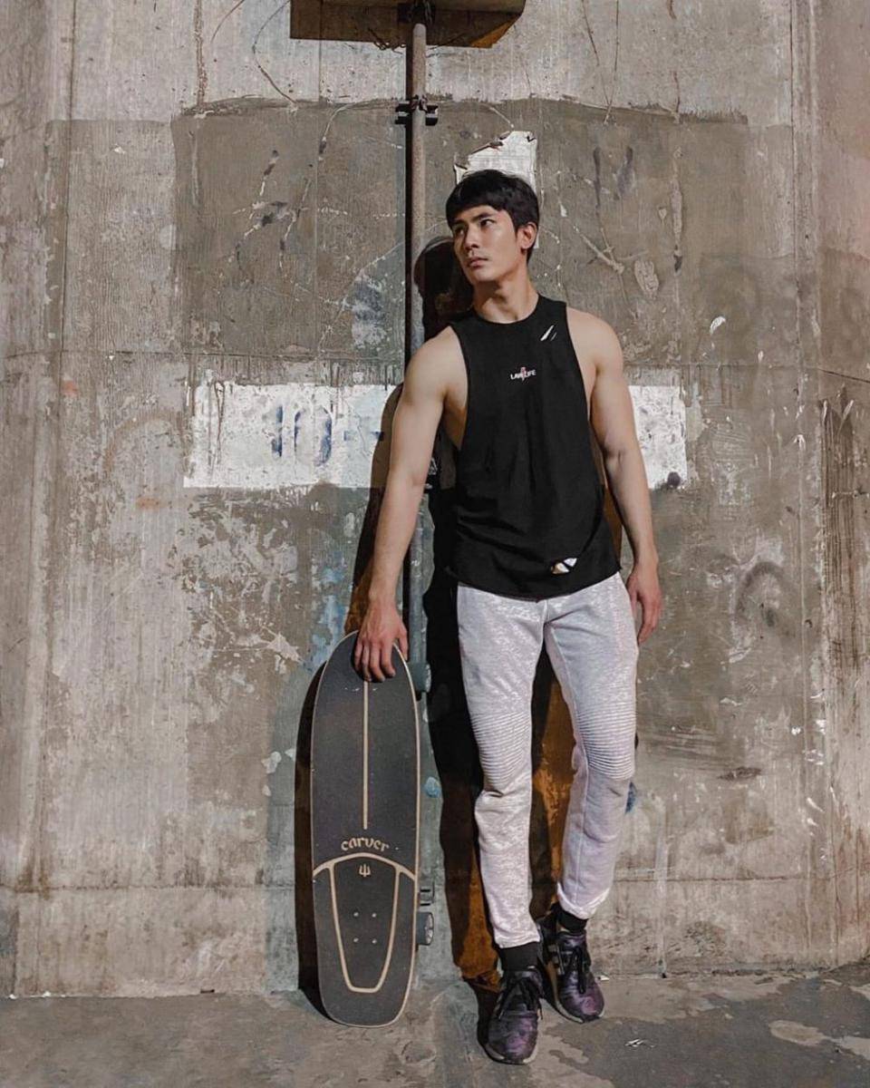 instagram.com/sonyuke