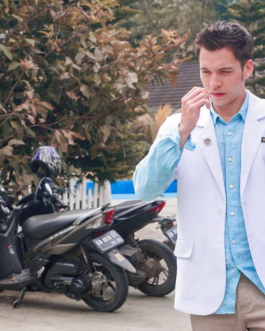 Stefan William saat syuting (instagram.com/stefannwilliam)
