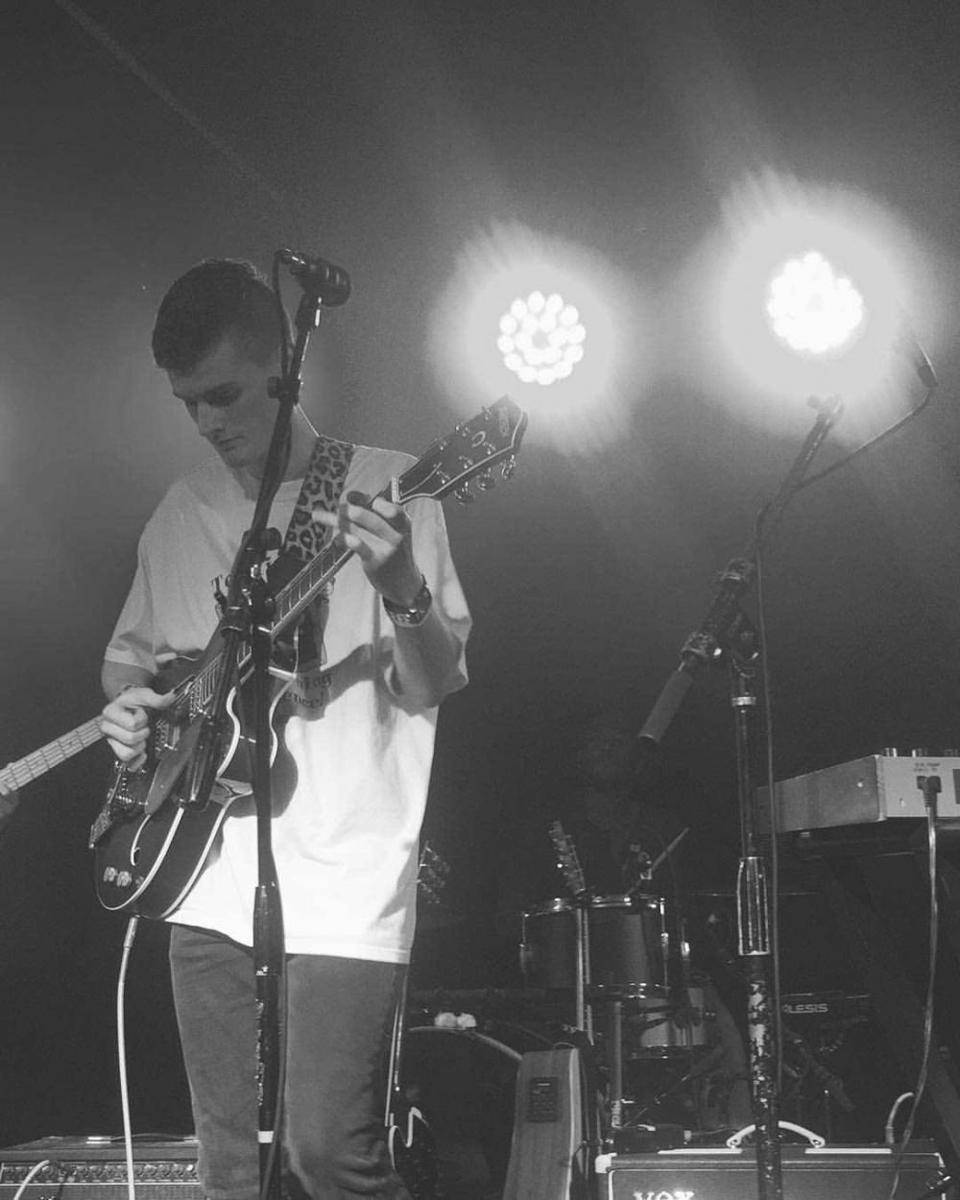 instagram.com/music.bands.artists
