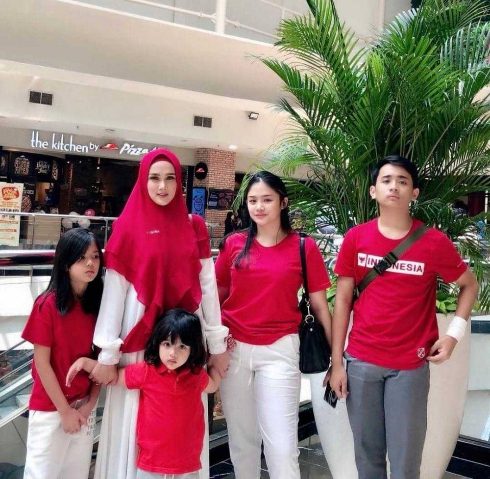 Instagram.com/mulanjameela1