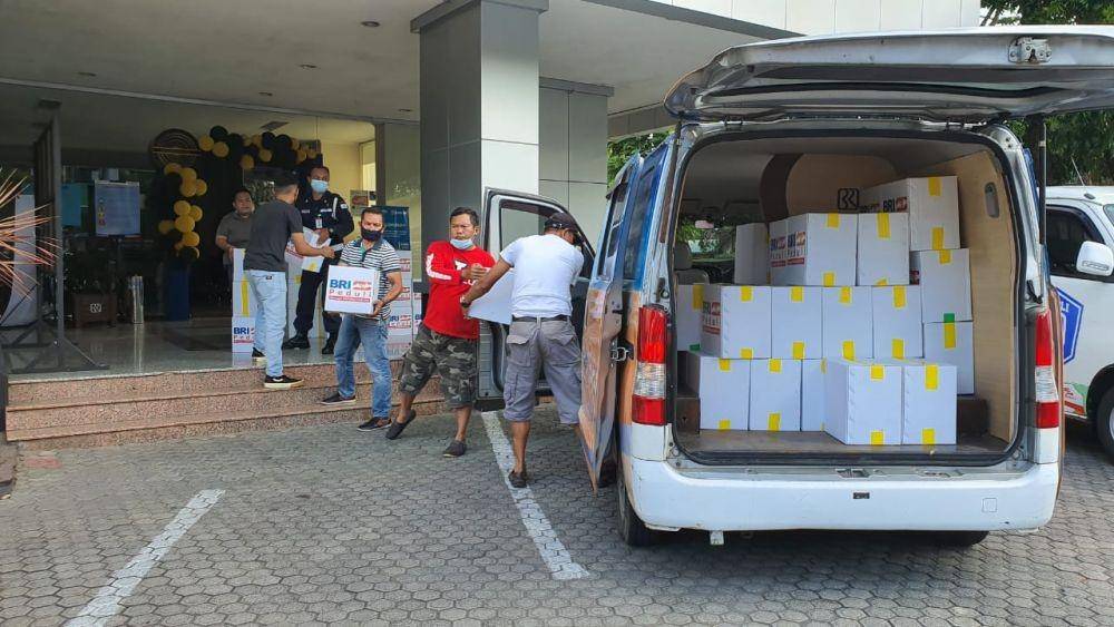 Bank Rakyat Indonesia (BRI) menyalurkan bantuan tanggap bencana kepada masyarakat di wilayah Malang dan Jawa Timur. (Dok. BRI)