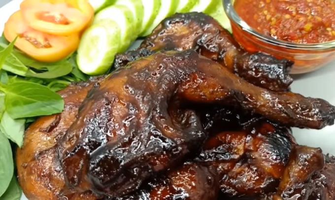 Resep Ayam Panggang untuk Buka Puasa, Praktis Tanpa Oven