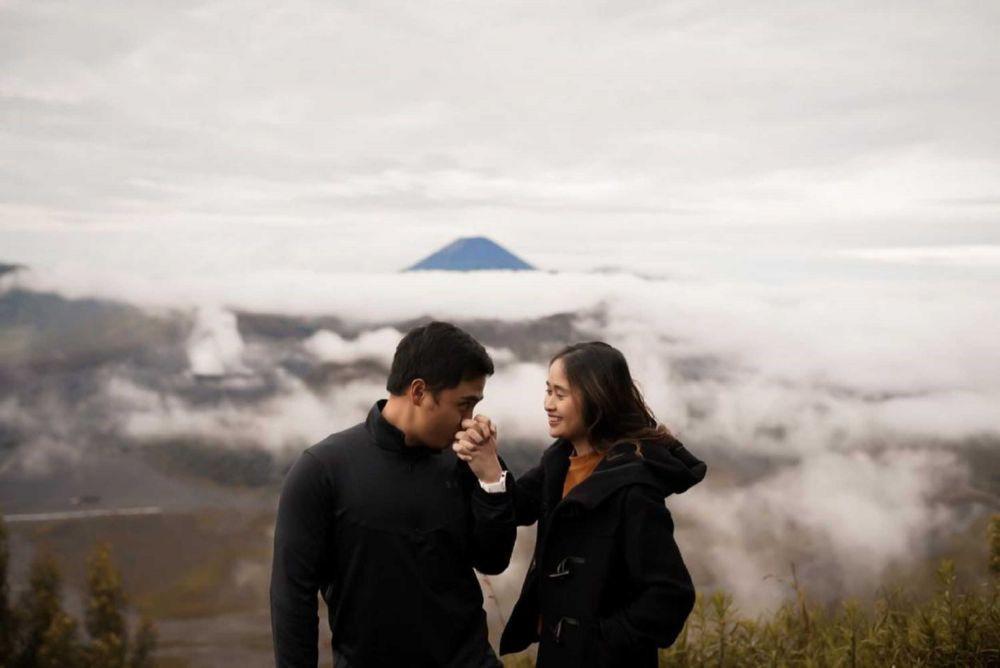 9 Tahun Pacaran, 10 Potret Mesra Gritte Agatha dan Arif Hidayat