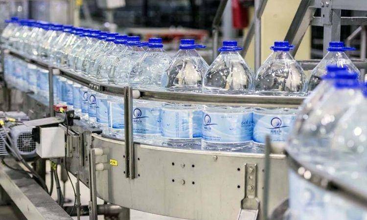 ilustrasi air zamzam dalam kemasan (ittefaq.com)
