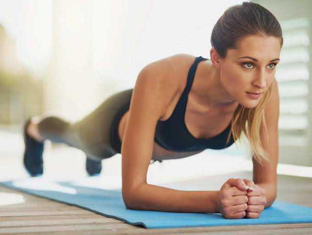 7 Manfaat Melakukan Plank Setiap Hari, Bisa Bikin Mood Ceria