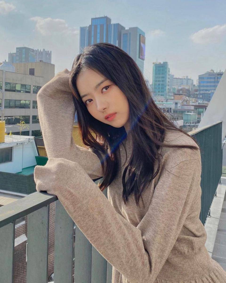 instagram.com/nayoung_lim95