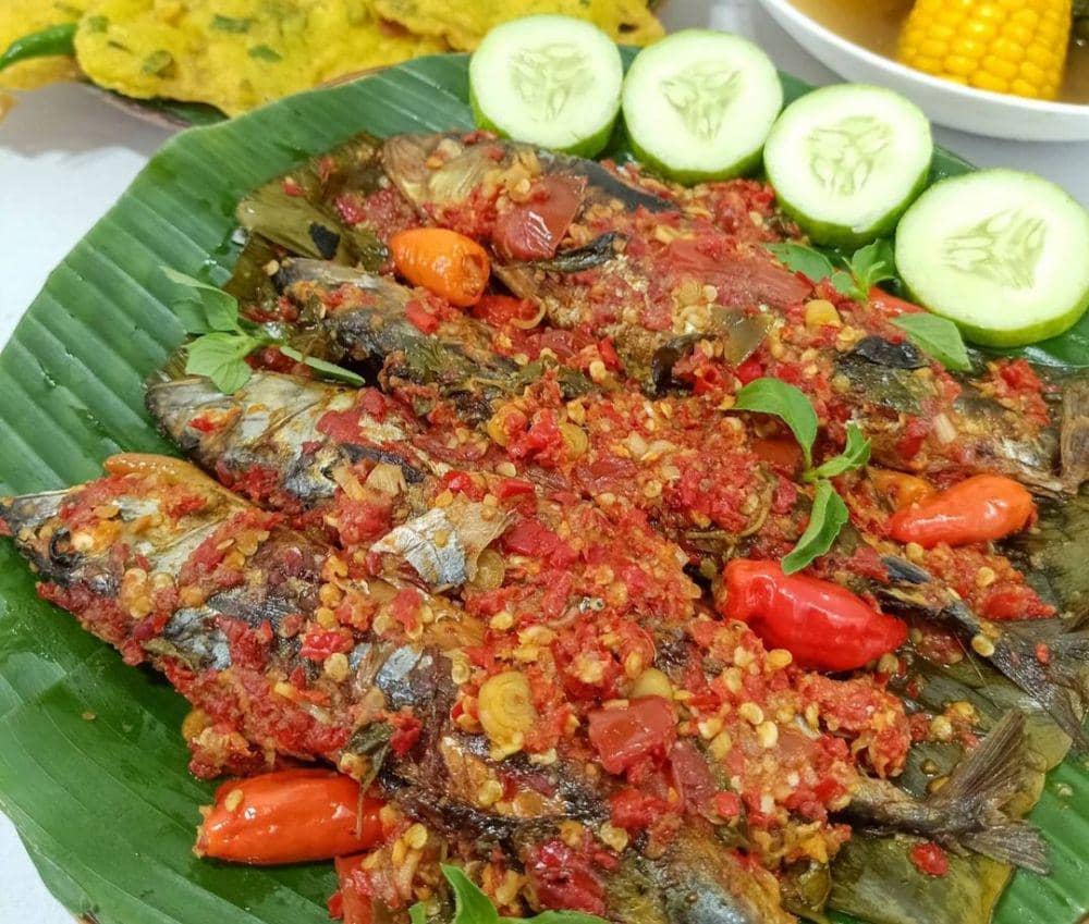 instagram/@deviirwantari