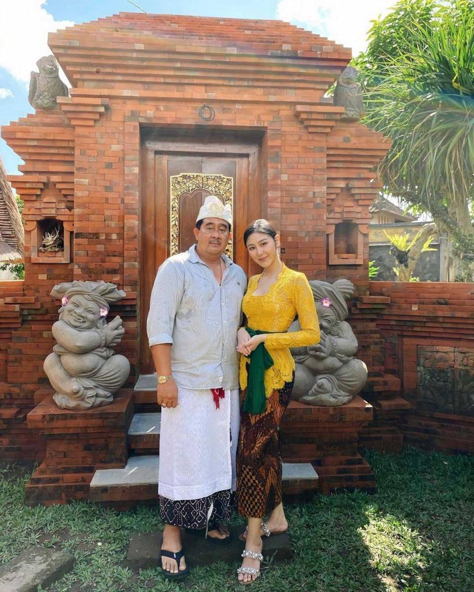 Instagram.com/ayusarasw/