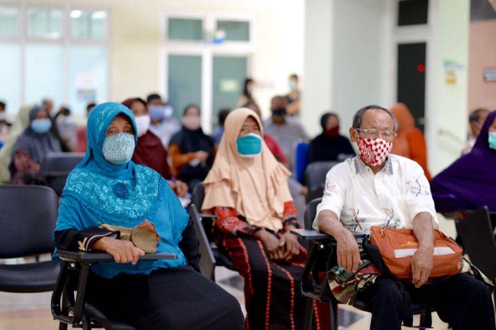 Guyub Rukun Warga Jabung Sleman, Boyong Lansia Vaksinasi Serentak