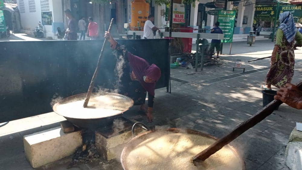 Bubur Suro peninggalan Sunan Bonang Tuban. IDN Times/Imron