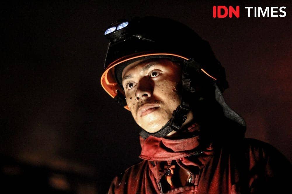 Ilustrasi Penanganan Kebakaran oleh Pemadam Kebakaran. (IDN Times/Persiana Galih)