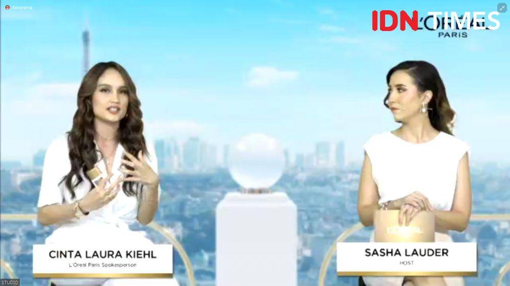 Konferensi Pers Virtual Peluncuran L’Oreal Paris UV Defender Step Into The Light. Kamis (15/04/2021). IDN Times/Rifdah Jihan