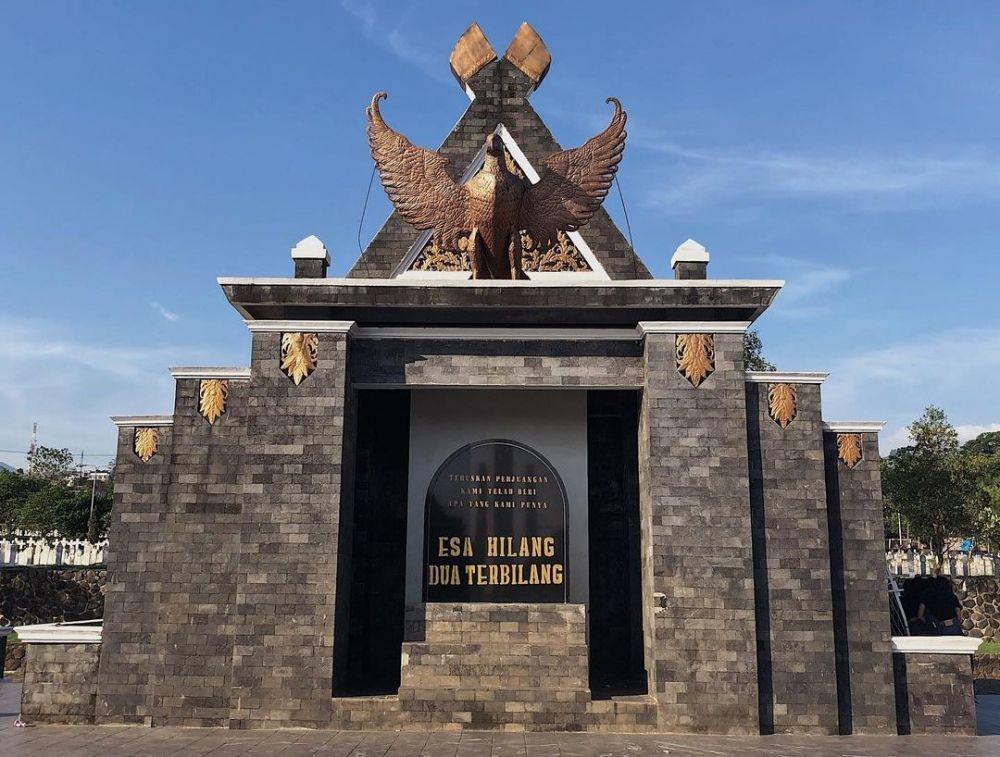 5 Tempat Ziarah di Bandung untuk  Jujugan Wisata Religimu
