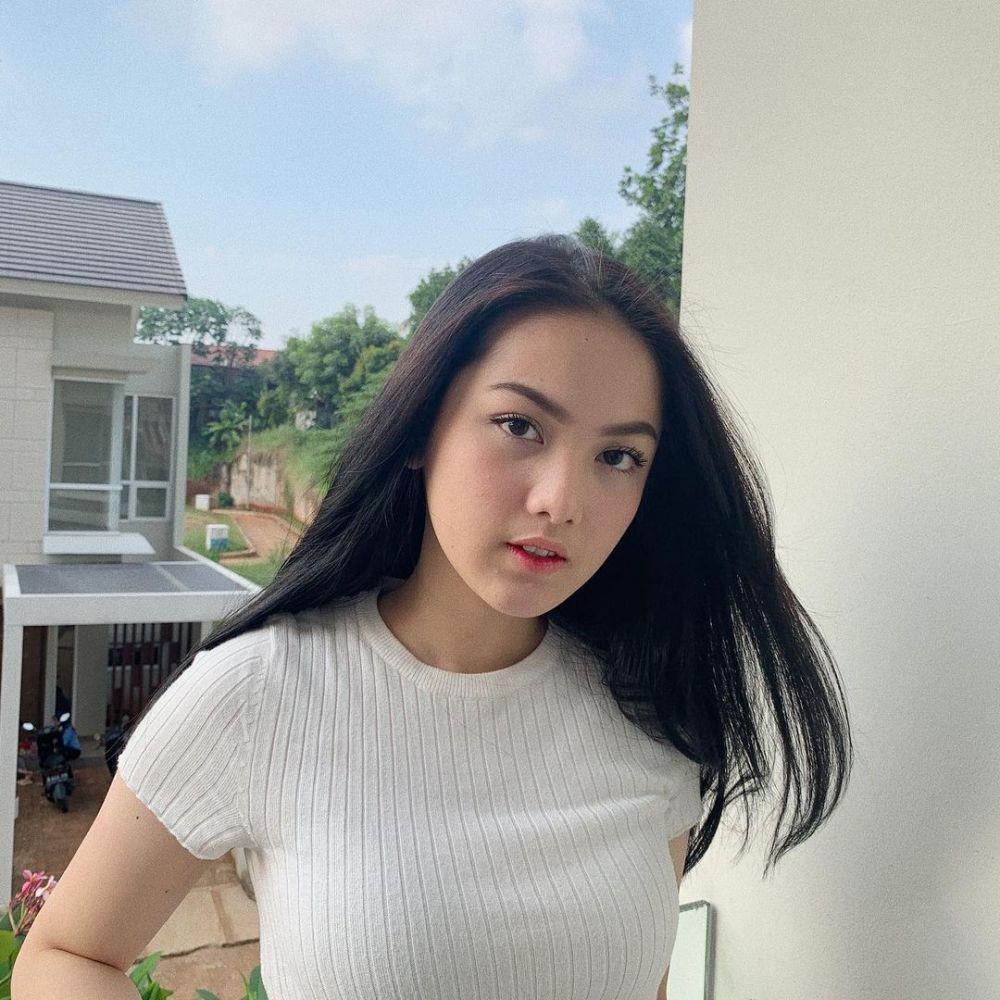 10 Pesona Aisyah Aqilah, Aktris yang Disebut Dekat dengan Jeff Smith