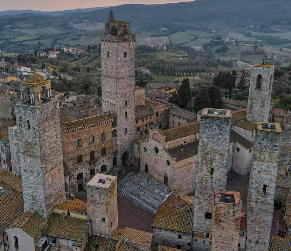 instagram.com/castelliditalia