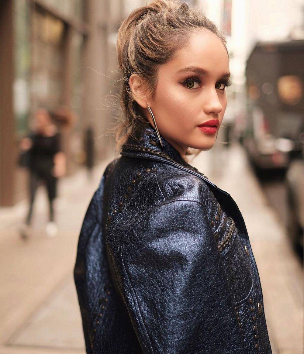 instagram.com/claurakiehl