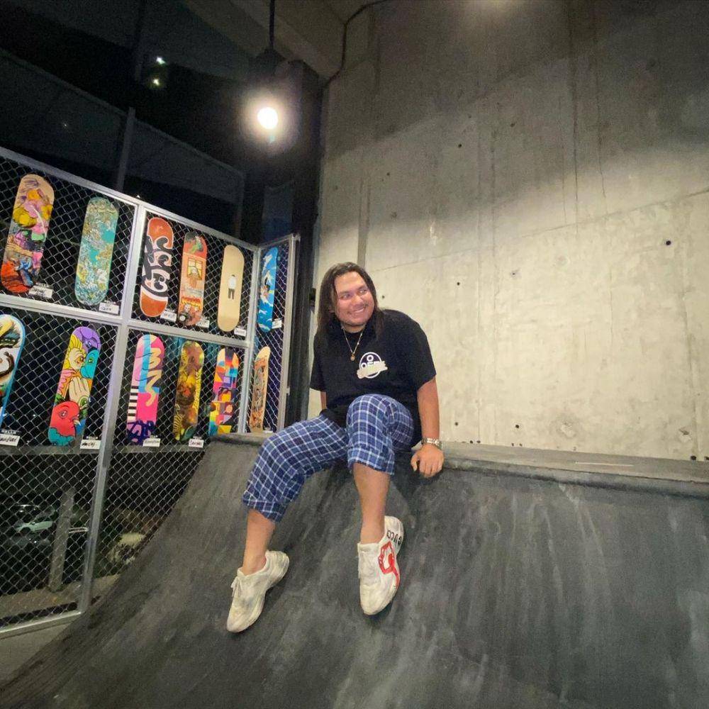 instagram.com/keanuagl/