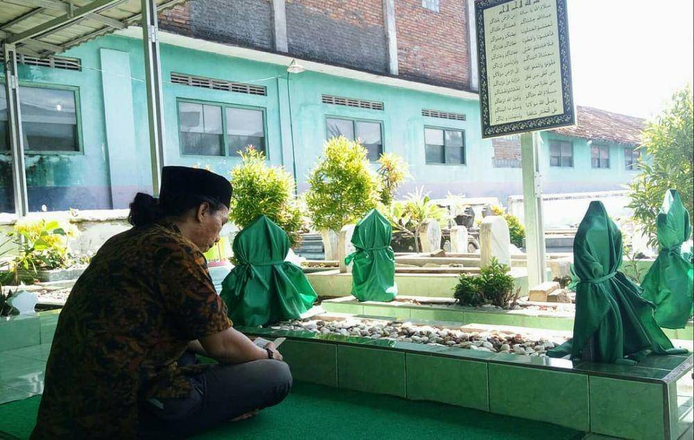 Komplek Makam Dongkelan (instagram.com/_imammuzaki)
