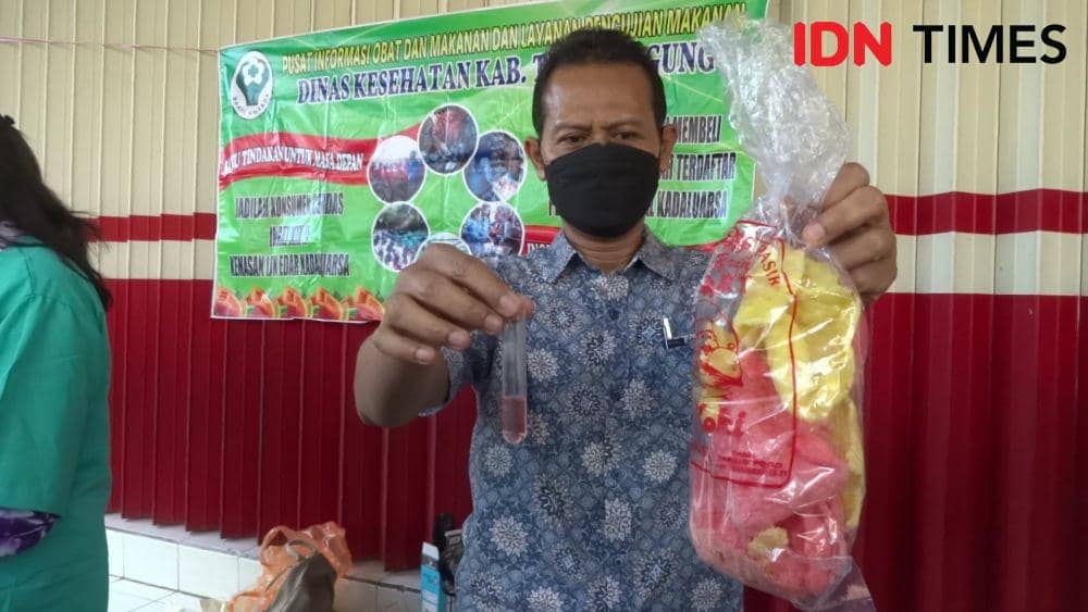 Petugas Temukan Makanan Mengandung Zat Berbahaya di Tulungagung