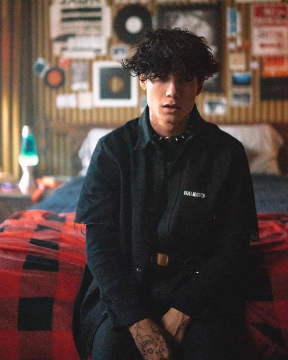 instagram.com/jadenhossler