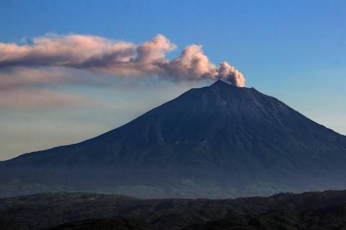 9 Fakta Gunung Kerinci, Wajib Diketahui Sebelum Pergi ke Sumatra