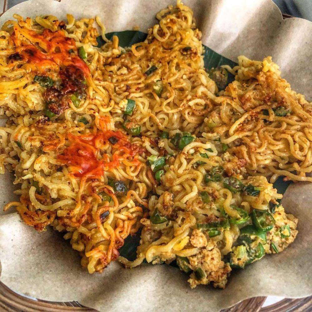 omelet mie (instagram.com/voilajogja)