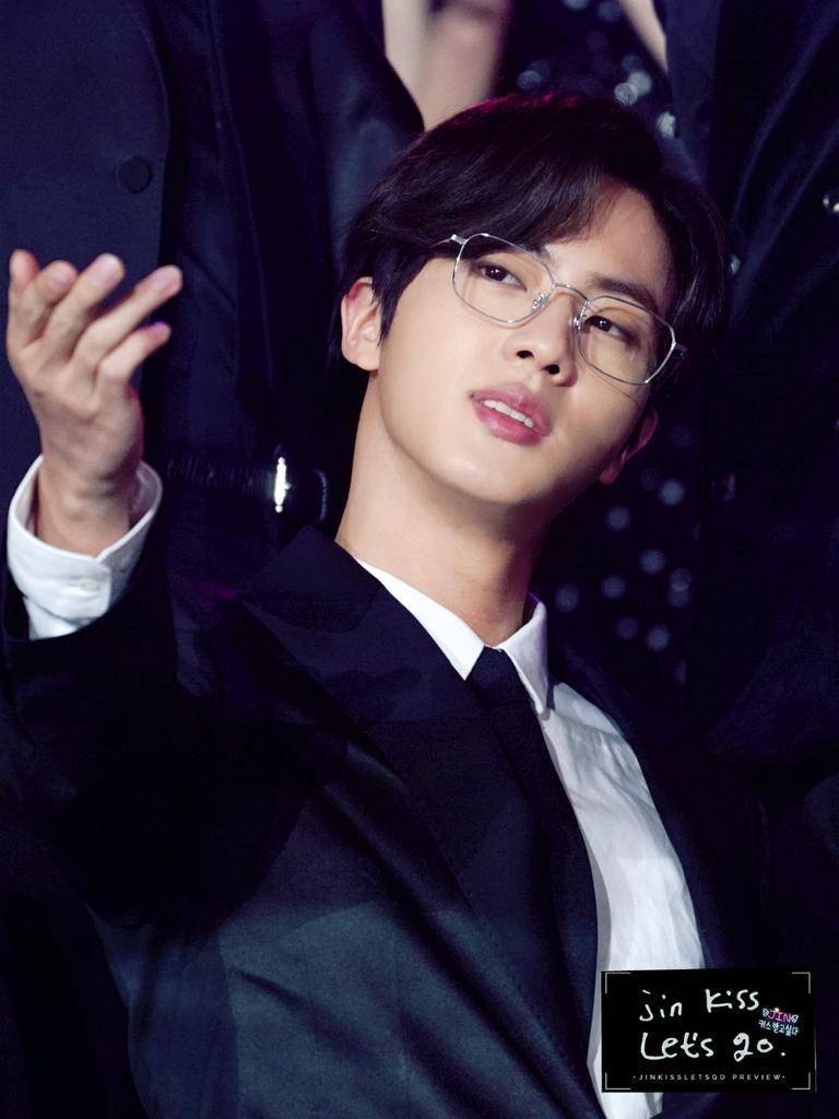 twitter.com/jinKissLetsgo