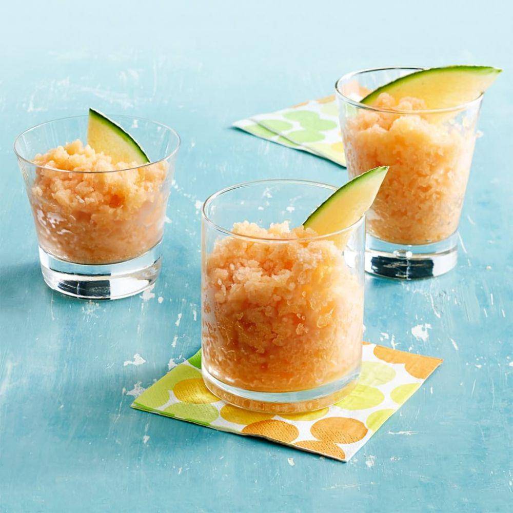 rachaelraymag.com