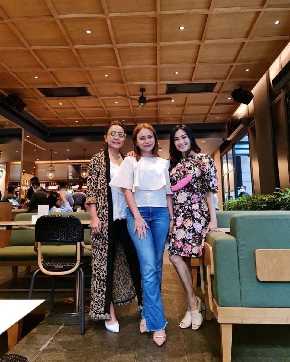 instagram.com/mayangsari_official | instagram.com/itsrossa910