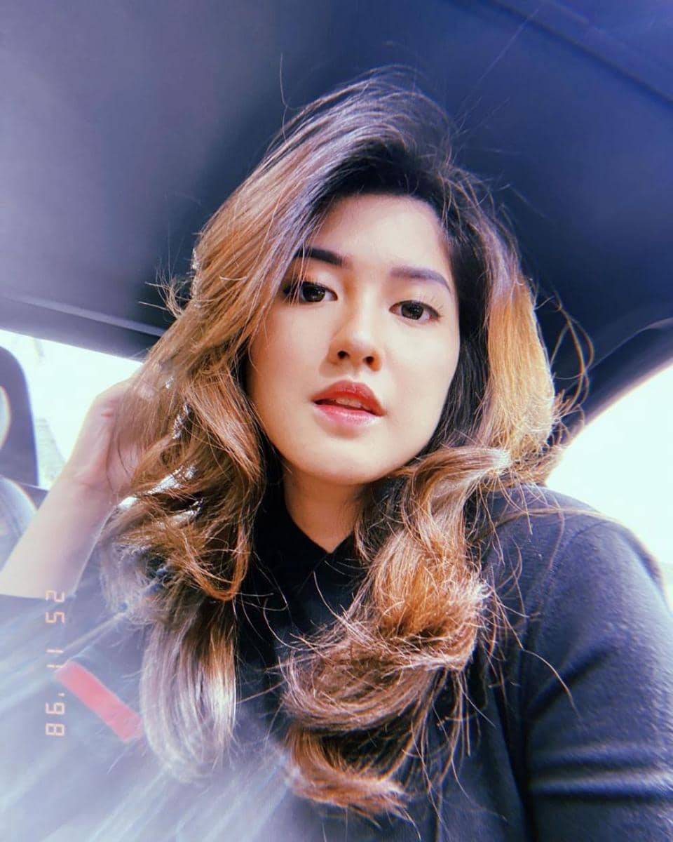 instagram.com/ochi24