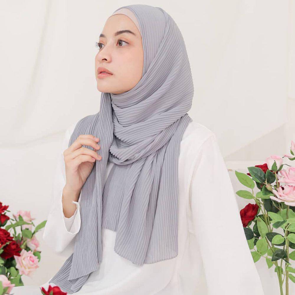 Pashmina plisket (instagram.com/rascarf_id)