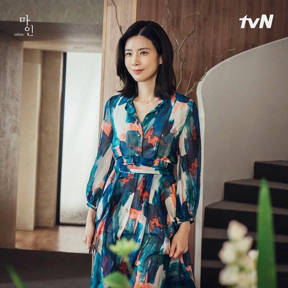 instagram.com/leeboyoung0112