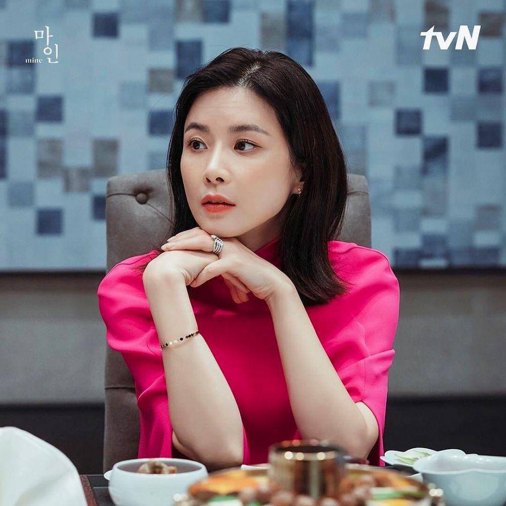 instagram.com/leeboyoung0112