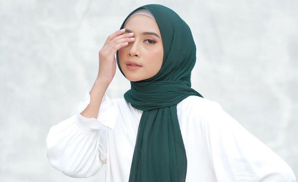 5 Tips Memilih Pashmina Plisket yang Viral, Jangan Asal Beli!