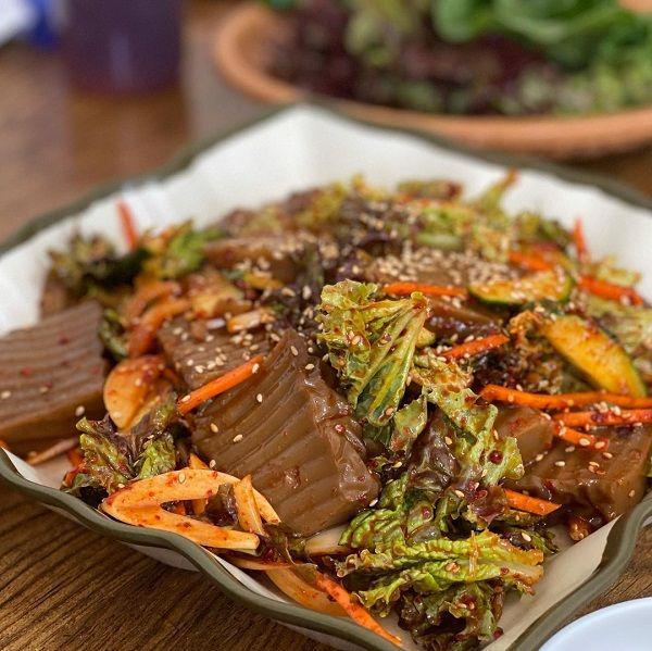5 Fakta Dotorimuk, Jeli khas Korea dari Pati Biji Pohon Ek