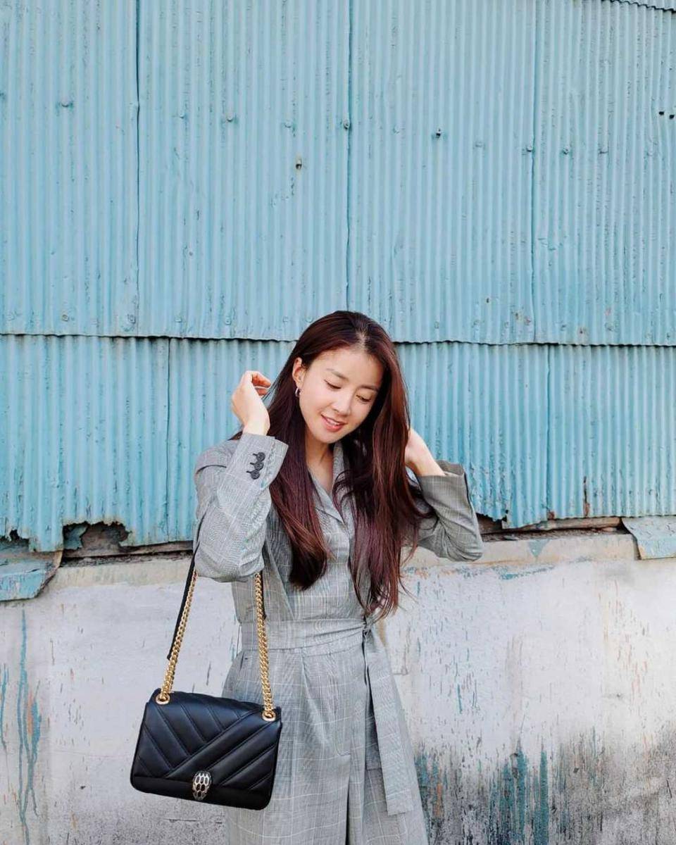 Instagram.com/leesiyoung38