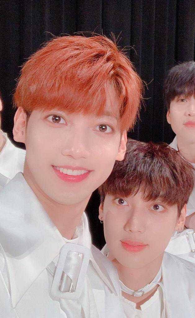 twitter.com/boyfriend_lokal
