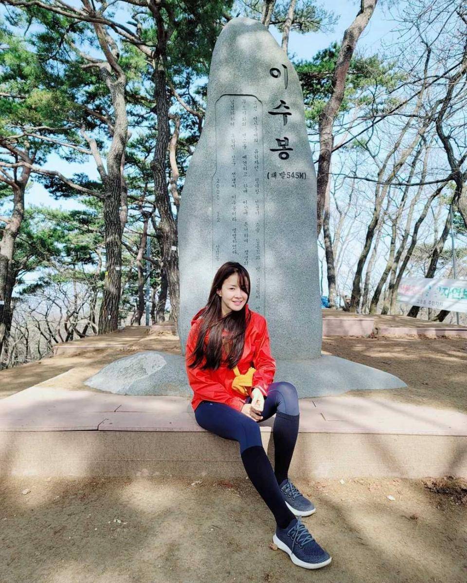Instagram.com/leesiyoung38
