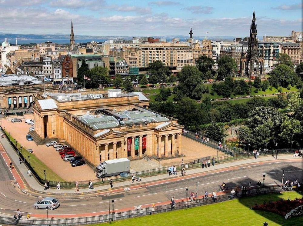 Instagram.com/edinburghuniversity