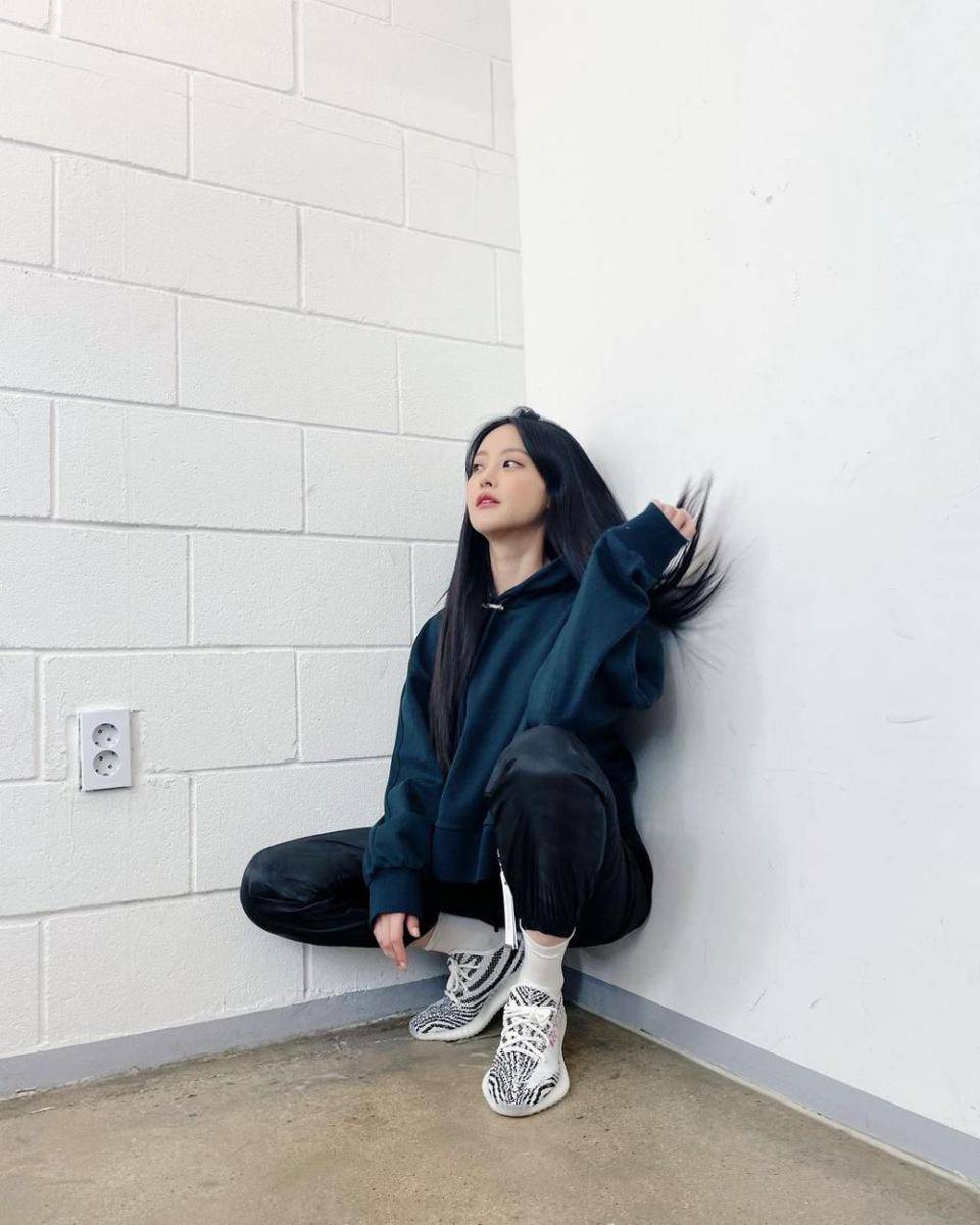 Instagram.com/ohvely22/