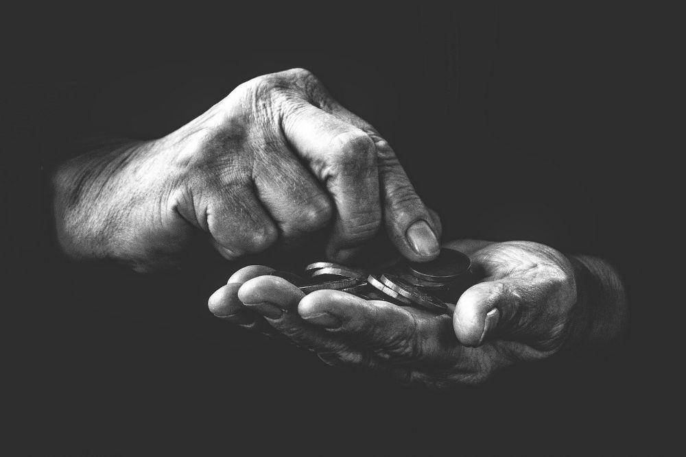 Poverty (Pixabay.com/Frantisek Krejci)