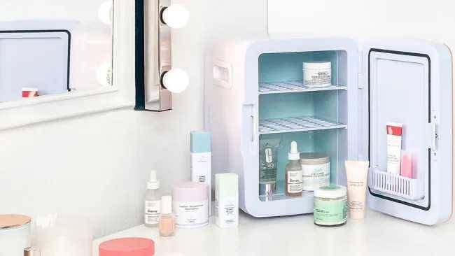 Facebook.com/Beauty Fridge