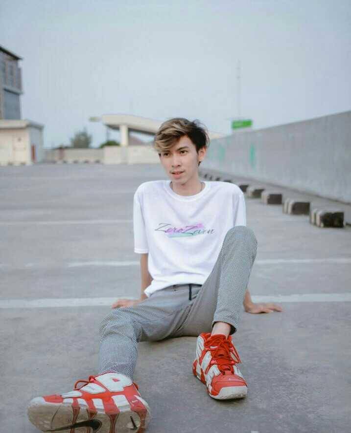 instagram.com/dj_izzky