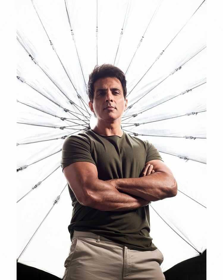 instagram.com/sonu_sood